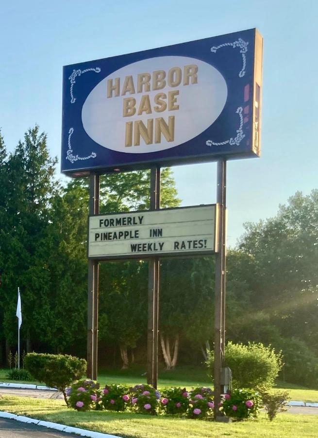 Harbor Base Inn ニューポート エクステリア 写真